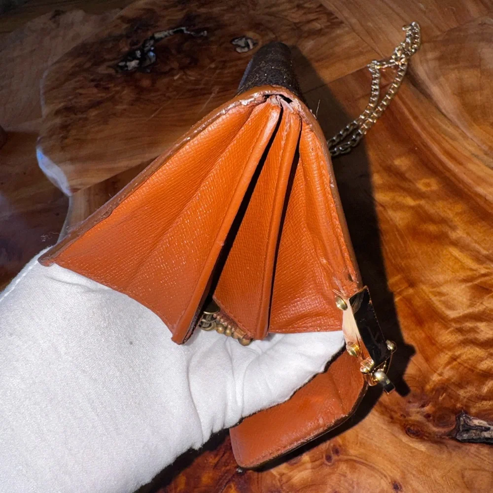 Louis Vuitton vintage 1996 Sarah monogram wallet converted Crossbody - Picture 11 of 17